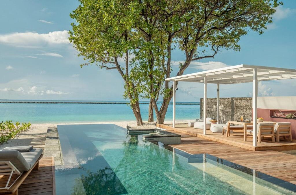 Four Seasons Landaa